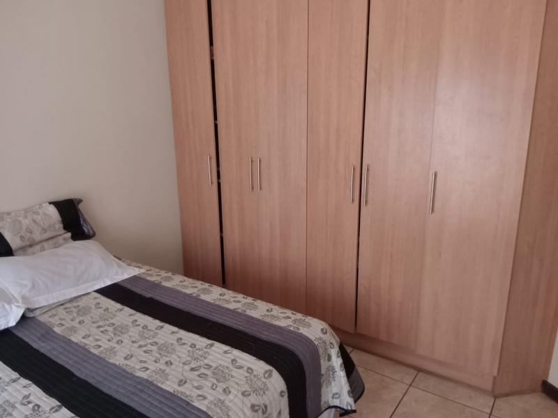 2 Bedroom Property for Sale in Pellissier Free State